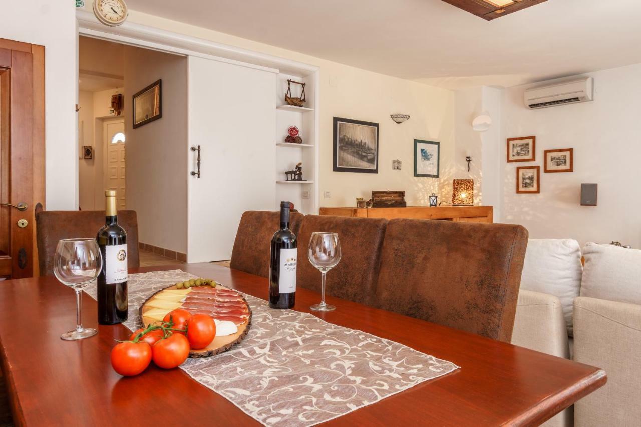 Žrnovnica Holiday Home Harmony מראה חיצוני תמונה
